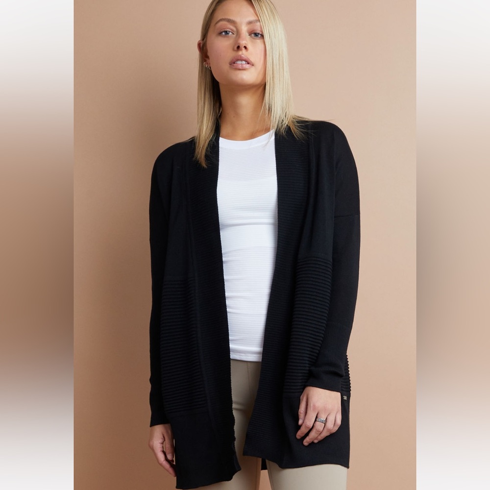 RARE RETIRED Style SAVVI SM/MD Black IANA Split Back Sweater Cardigan